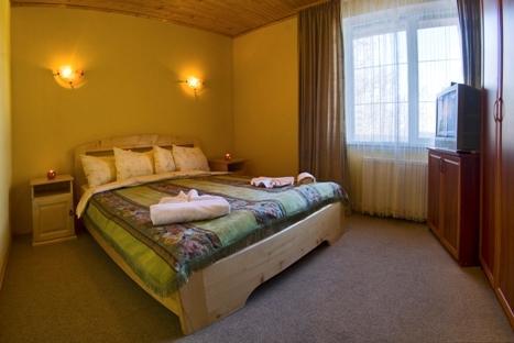 Oberig Hotel Morshyn Eksteriør billede